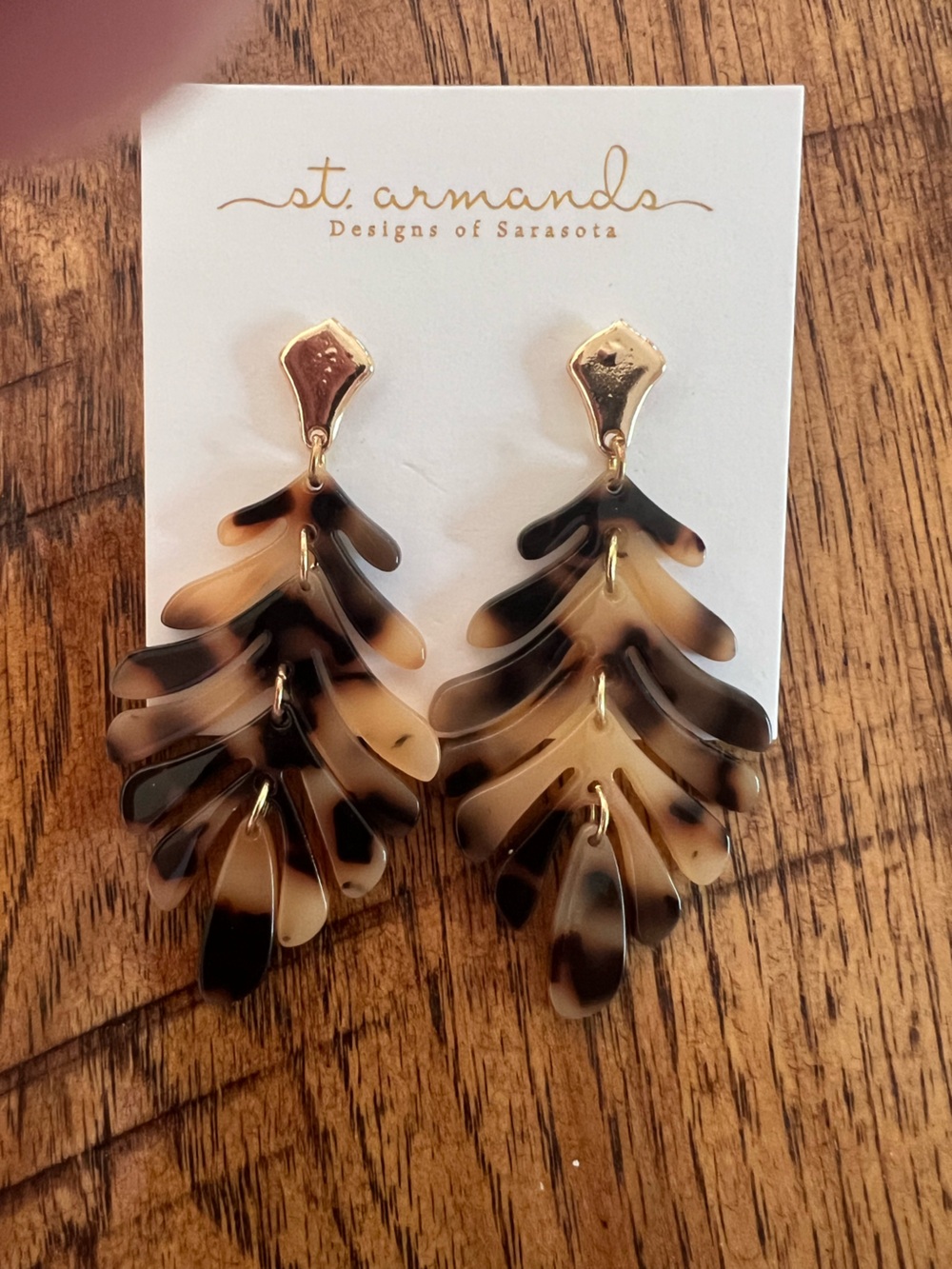 Tortoiseshell Leaf Drop Earrings - Brown